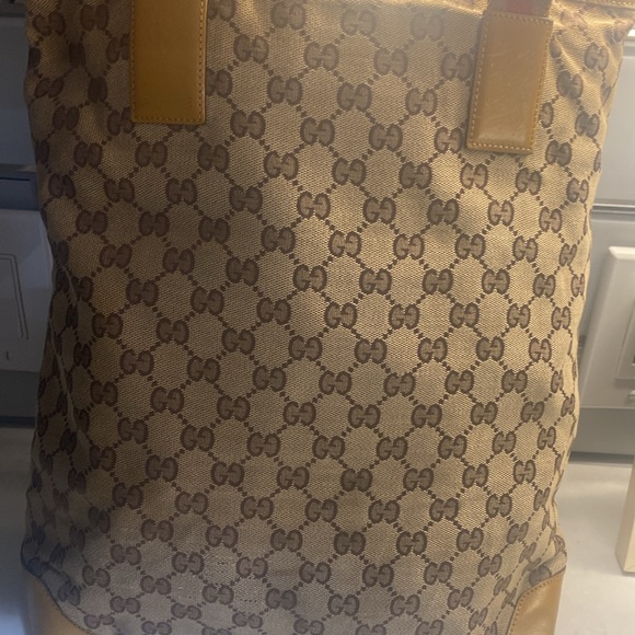 Authentic Gucci Monogram Tote bag - Picture 6 of 15